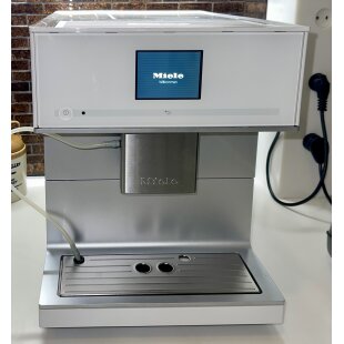 kavovarka-miele-cm-7300